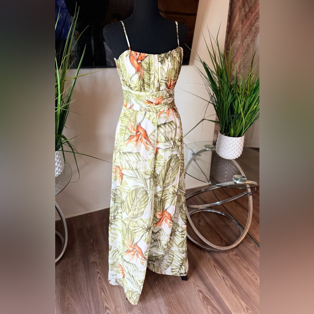 Floral Print jumpsuit - Picture 2 of 10